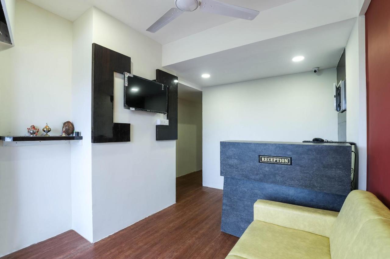 Oyo 40139 Hotel Peradiot Ahmedabad Exterior photo