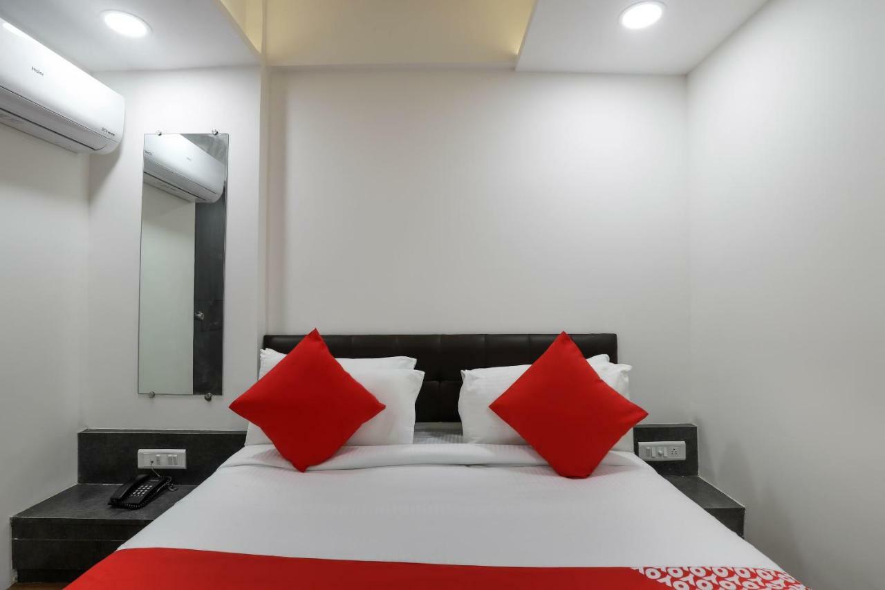 Oyo 40139 Hotel Peradiot Ahmedabad Exterior photo